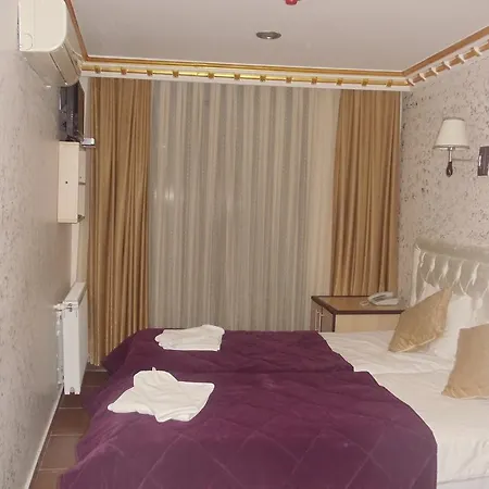 Hotell Ares 3*