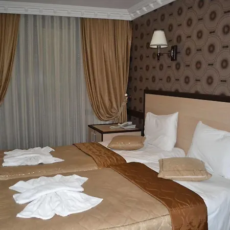 Hotell Ares 3*