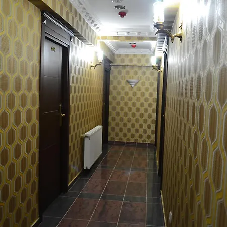 Hotel Ares 3*
