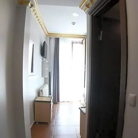 Ares Hotel
