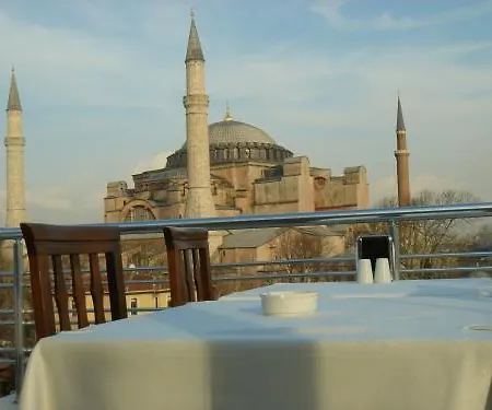 Ares Hotel