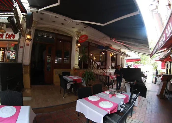 Ares 3* Стамбул